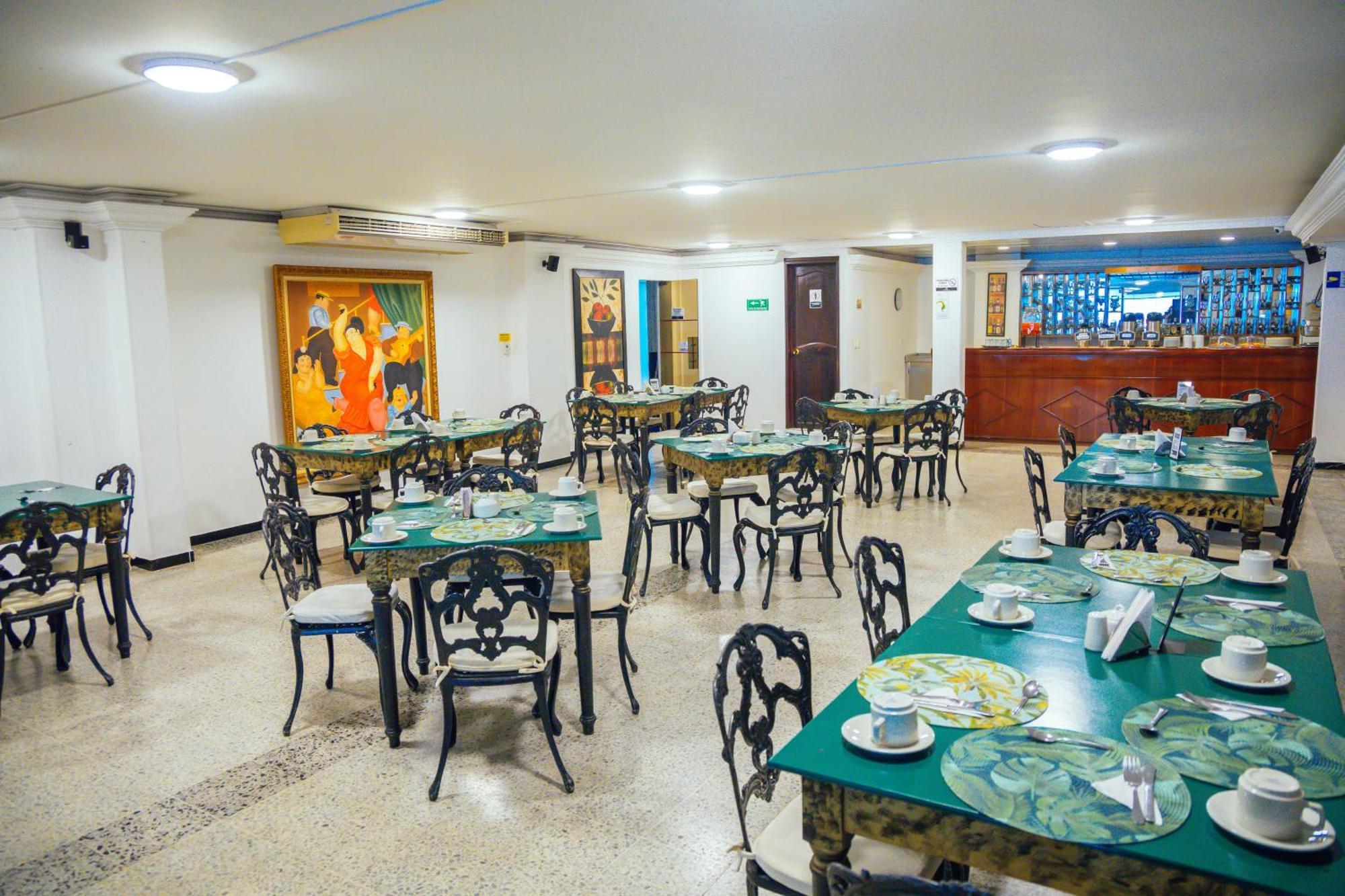 Hotel Tama Granada Real Cali