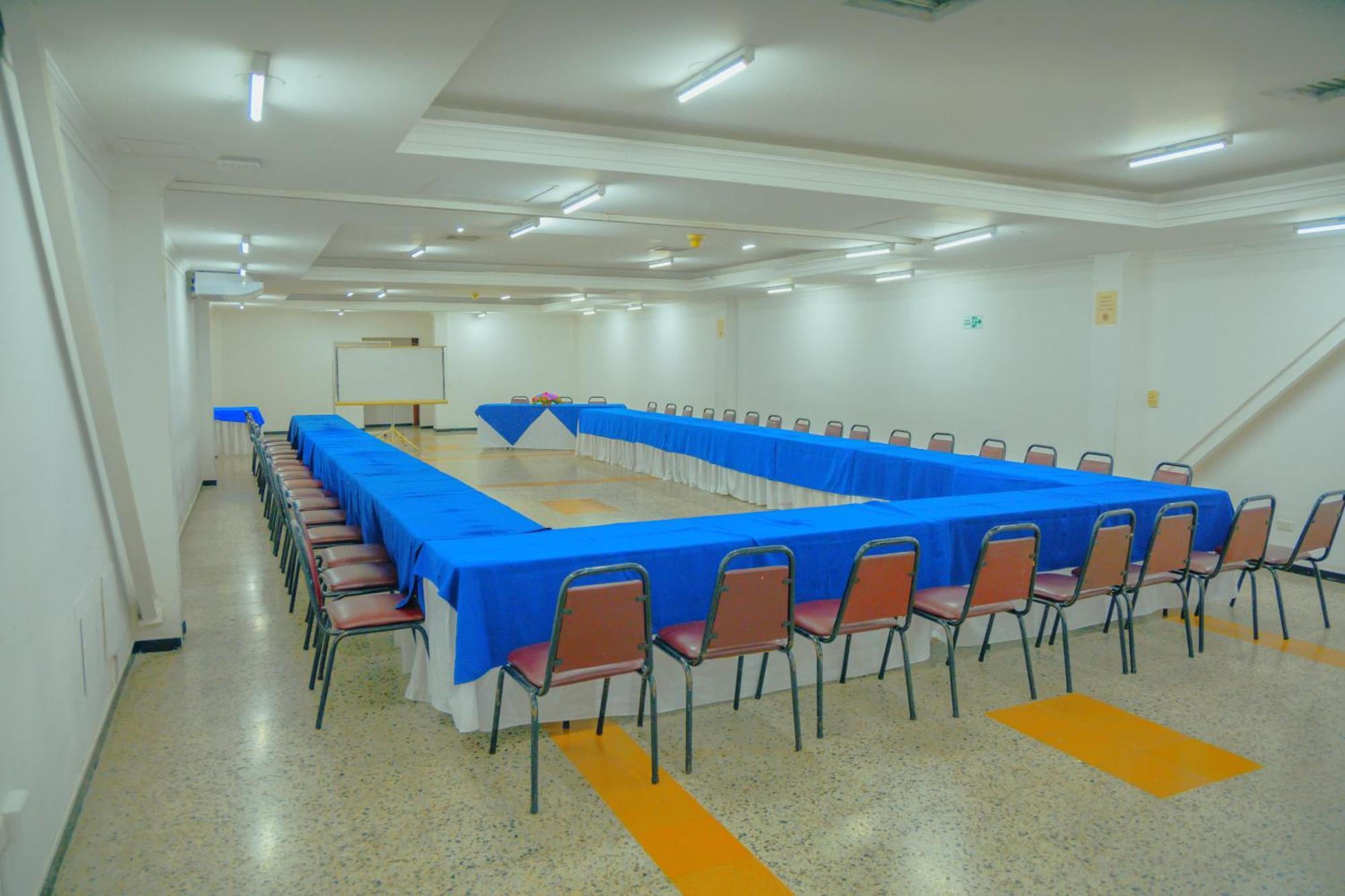 Hotel Tama Granada Real
